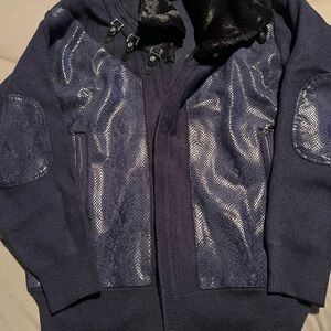 Navy Fashion Sweater with snakeskin print and Faux Fur